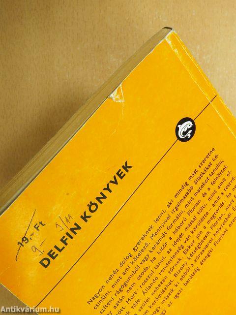 "55 kötet a Delfin könyvek sorozatból (nem teljes sorozat)"