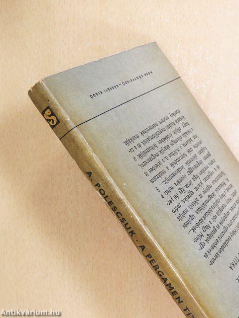 "55 kötet a Delfin könyvek sorozatból (nem teljes sorozat)"