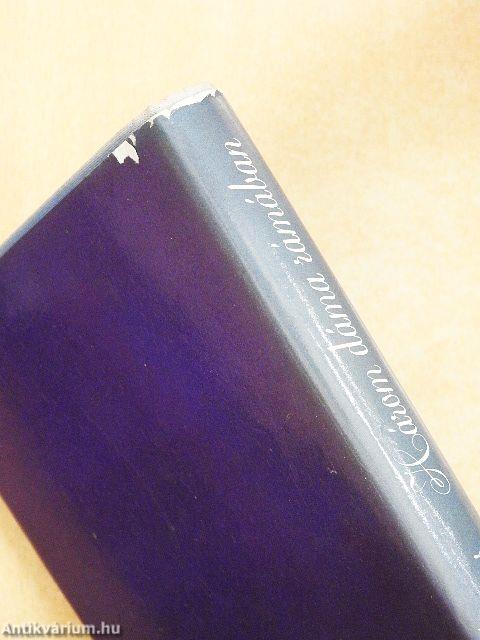 Három dáma rámában