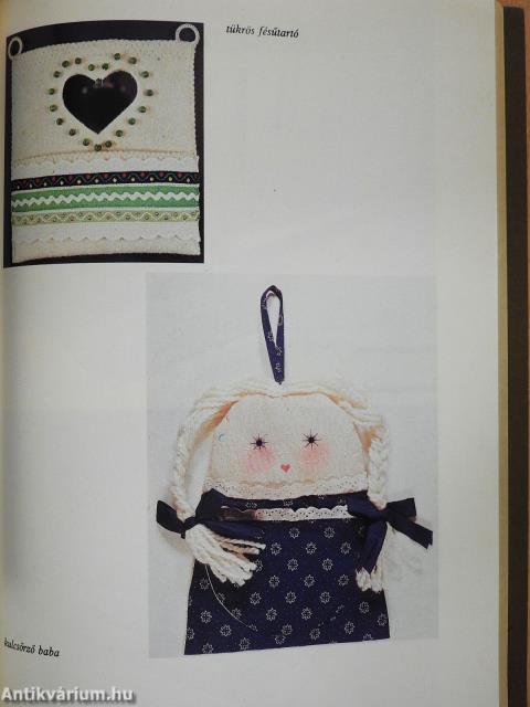 Filcből, fából (kétszeresen dedikált példány)