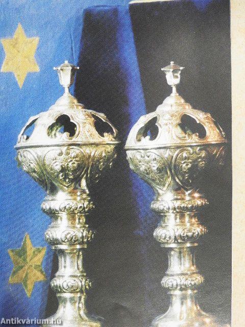 Rövid ismertető a zsinagóga és a zsidó rítus kegyszereiről, a Dohány utcai Zsinagóga berendezése és kegyszerei alapján