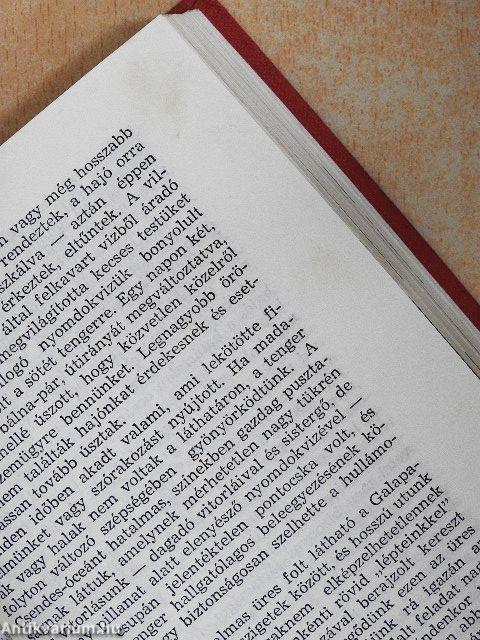 Kettesben az óceánokon