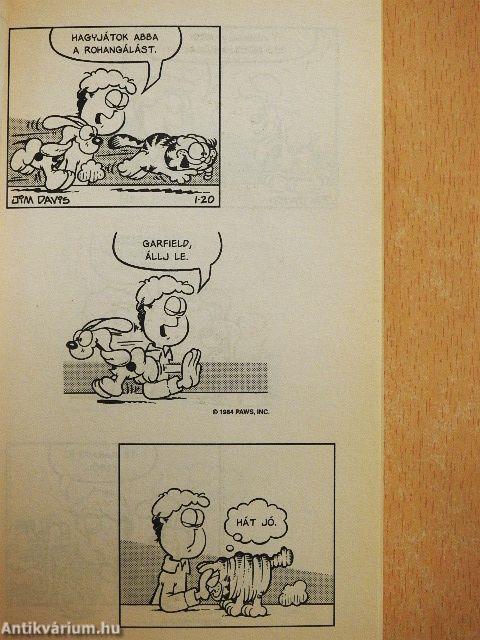 Cirmos cica, haj, most lesz neked jaj!