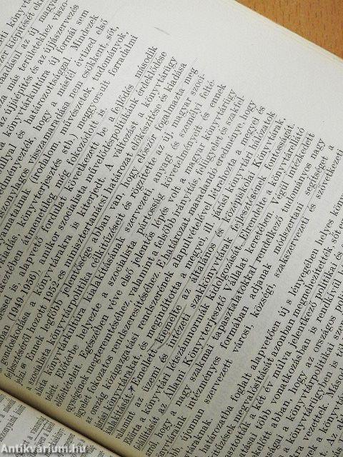 A magyar könyv- és könyvtárkultúra a szocializmus kezdeti szakaszában