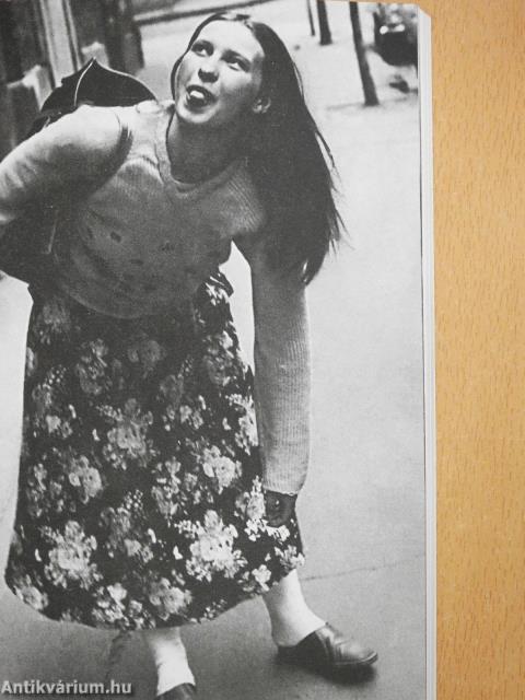 EL (dedikált példány)