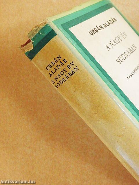 A nagy év sodrában