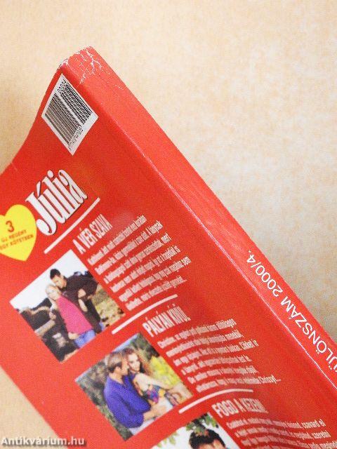 A vér szava/Pályán kívül/Fogd a kezem!