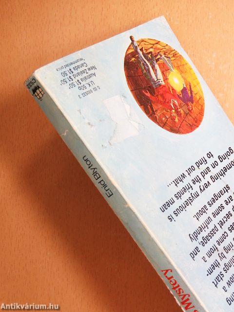 The Ring O'Bells Mystery