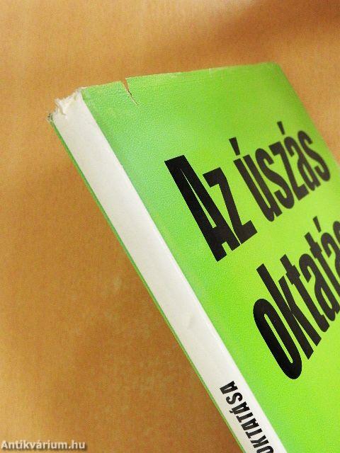 Az úszás oktatása