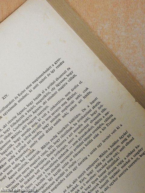 Évike följegyzései III.