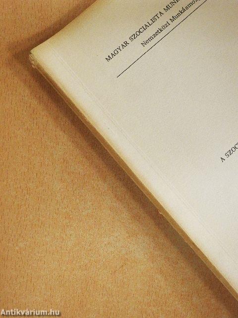 A szocializmus felépítése a Szovjetunióban/A gyarmati és függő országok felszabadító mozgalmai a két világháború között, a mongol és a kínai forradalom, az indiai függetlenségi harc