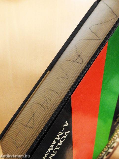 The Shorter Oxford English Dictionary on Historical Principles I-II.