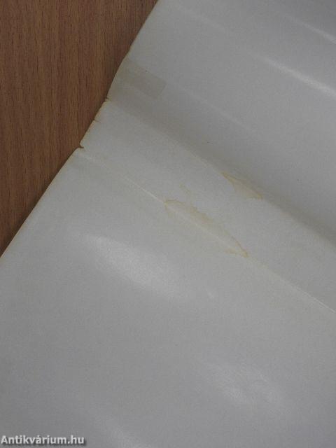 Önök ott fenn, mi itt lenn