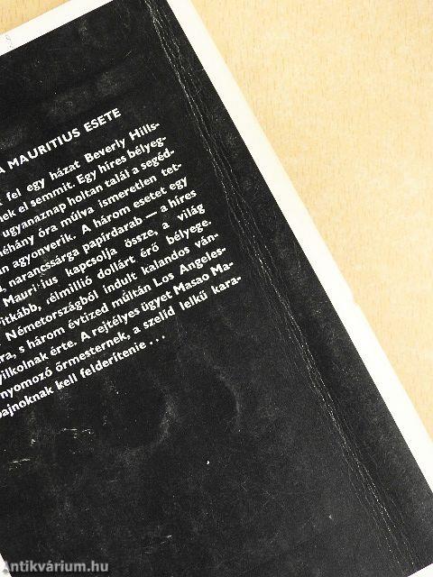 "40 kötet a Fekete Könyvek sorozatból (nem teljes sorozat)"