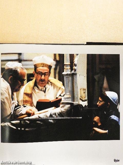 ...és beszéld el fiadnak...