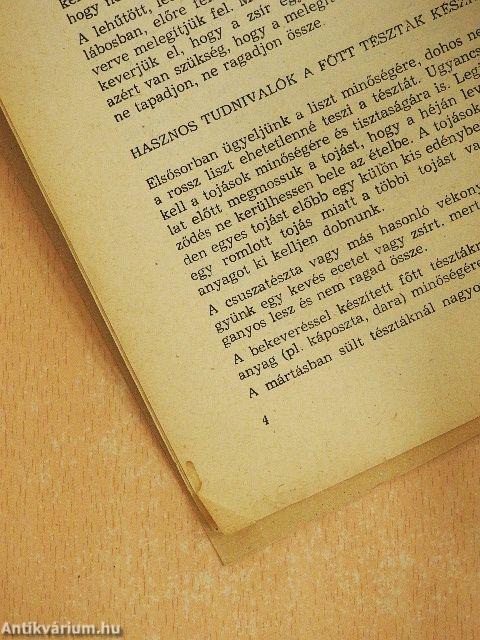 Turós néni süteményes könyve