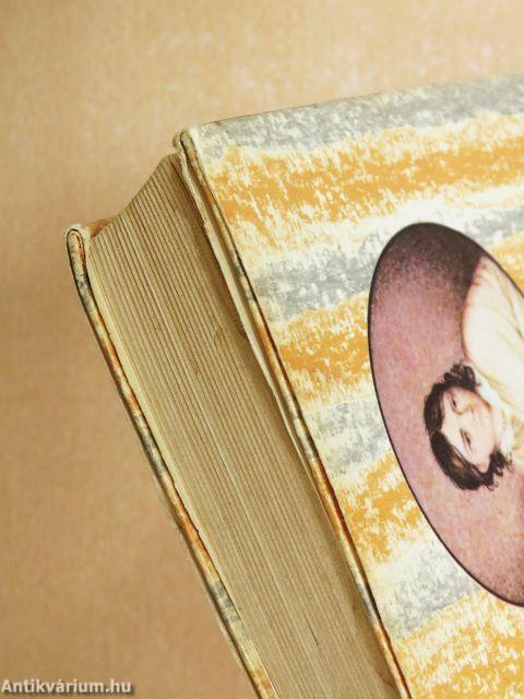 Bettina három élete