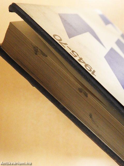 Magyar építészet 1945-70