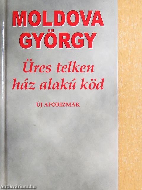 Üres telken ház alakú köd