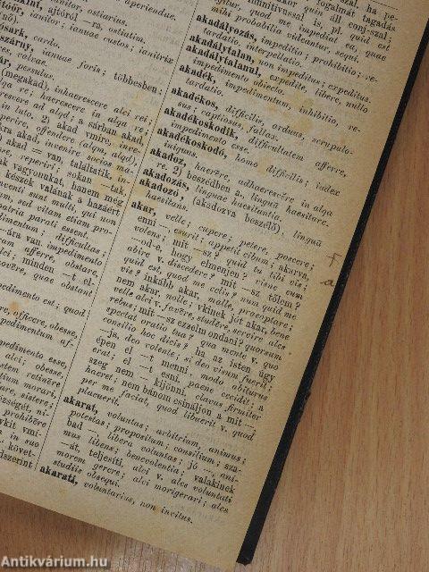 Magyar-latin kézi-szótár