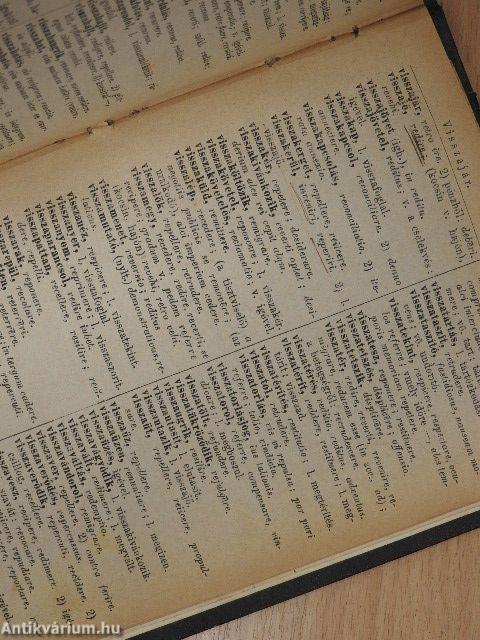 Magyar-latin kézi-szótár