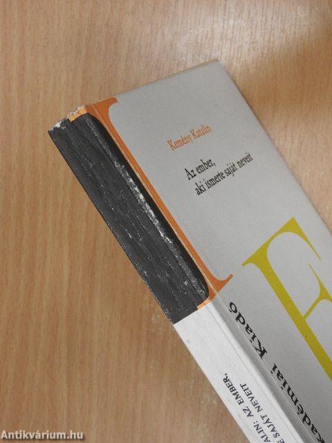 Az ember, aki ismerte saját neveit