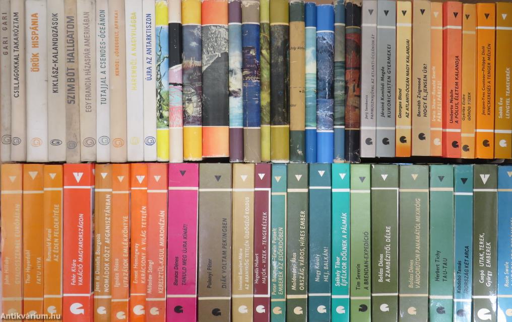 "55 kötet a Világjárók sorozatból (nem teljes sorozat)"