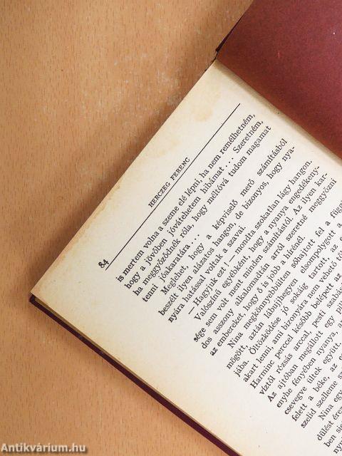 "35 kötet a Herczeg Ferenc válogatott munkáinak emlékkiadása sorozatból (nem teljes sorozat)"