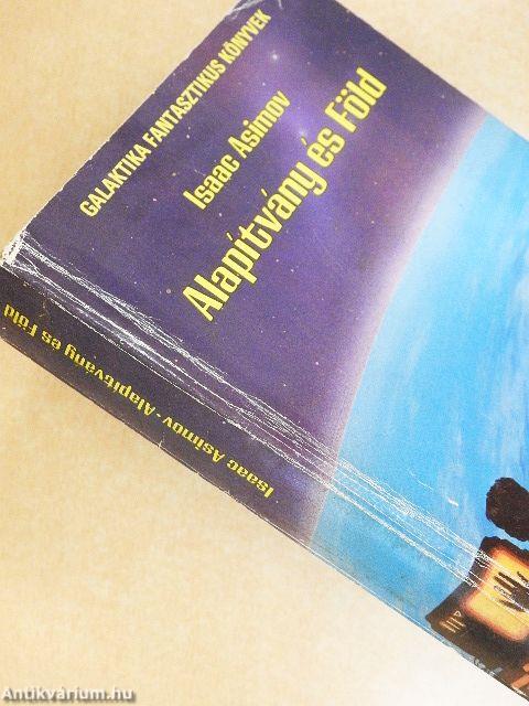 Alapítvány és Föld