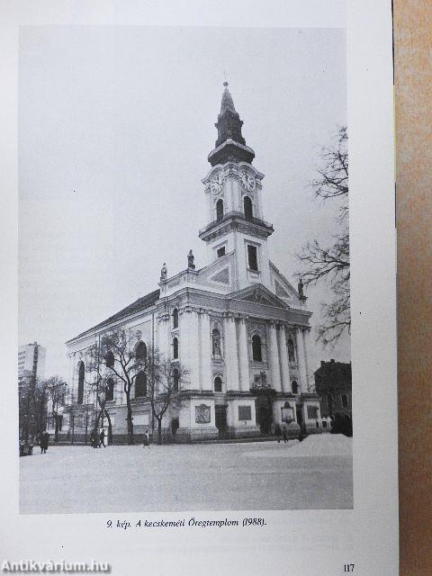 A három város építészete