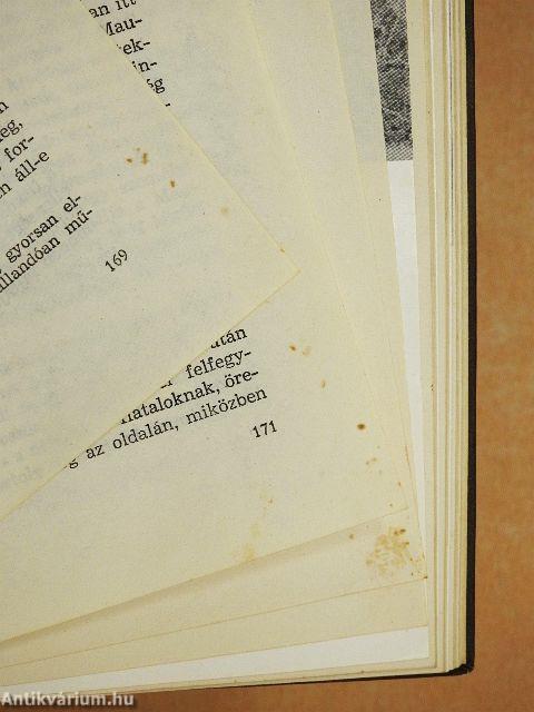 "30 kötet a Világjárók sorozatból (nem teljes sorozat)"