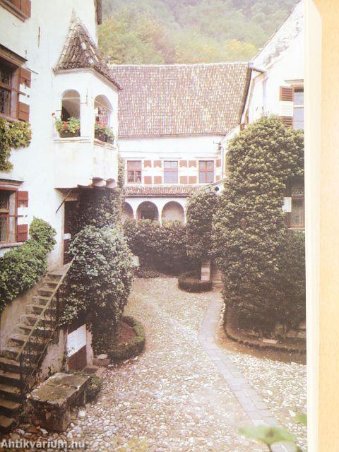 André Simon's Wines of the World