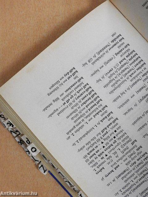 Angol-magyar kéziszótár