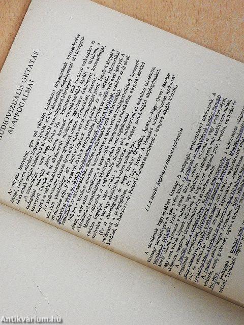 Audiovizuális eszközök és alkalmazásuk az oktatásban