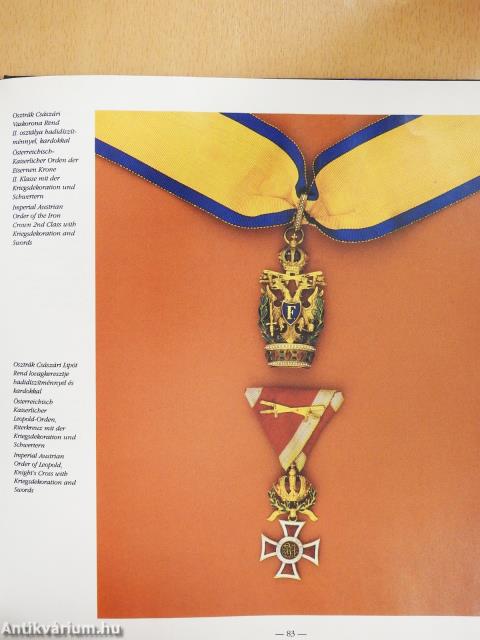 Rendjelek és kitüntetések a Jósa András Múzeumban (dedikált példány)