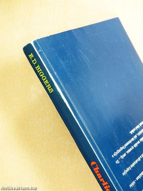 Charlie Chan zavarba jön