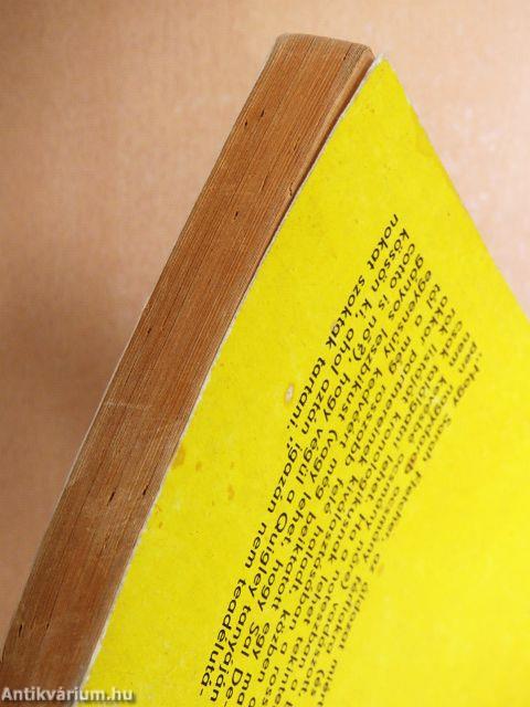 "50 kötet az Albatrosz könyvek sorozatból (nem teljes sorozat)"