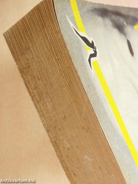 "50 kötet az Albatrosz könyvek sorozatból (nem teljes sorozat)"