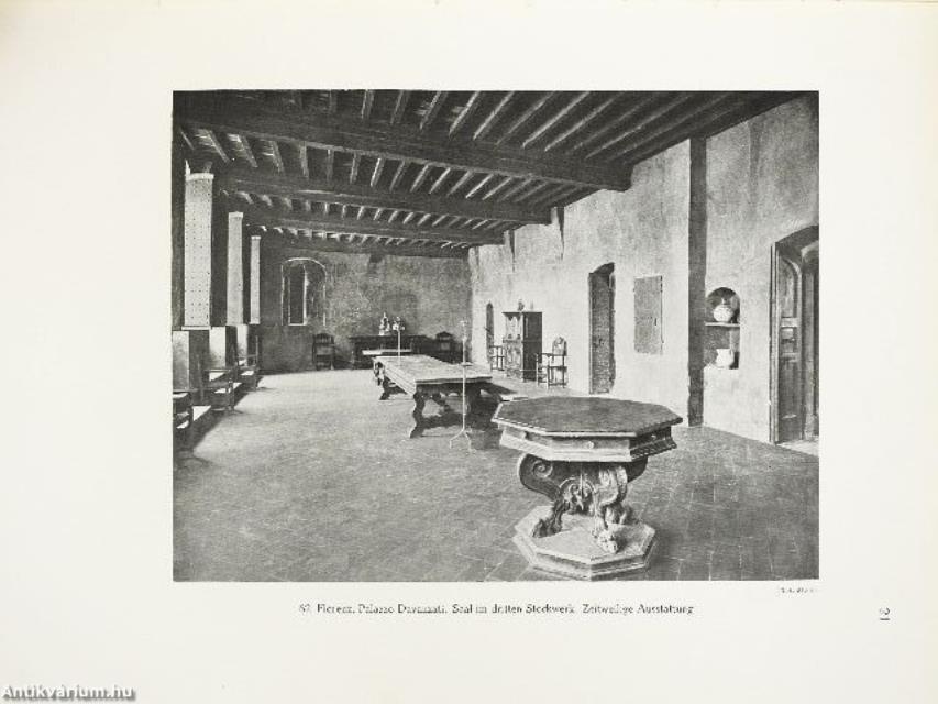 Wohnungskultur und Möbel der italienischen Renaissance