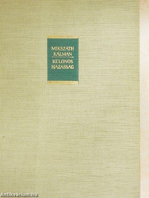 Különös házasság