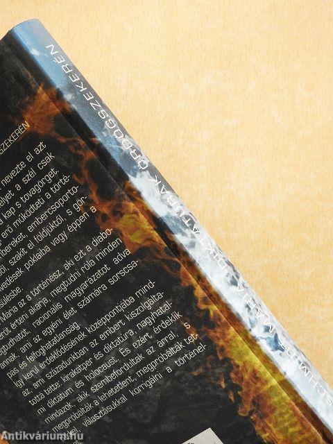 Diktatúrák ördögszekerén