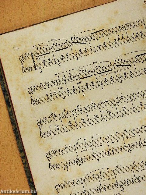 Kották egyedi gyűjteménye keringőkhöz, sanzonokhoz és operákhoz, hangszeres kíséretre és énekhangra