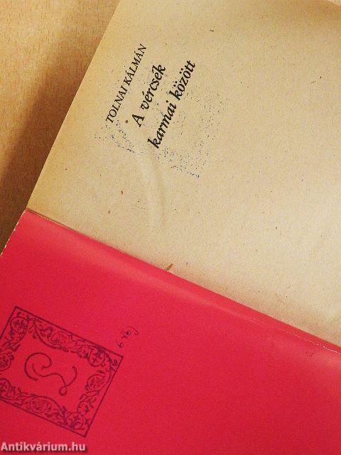 A vércsék karmai között