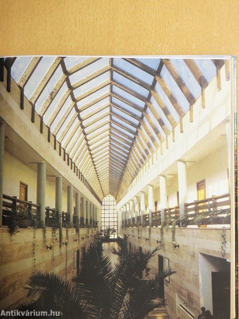 "Tokaj szőlővesszein..."