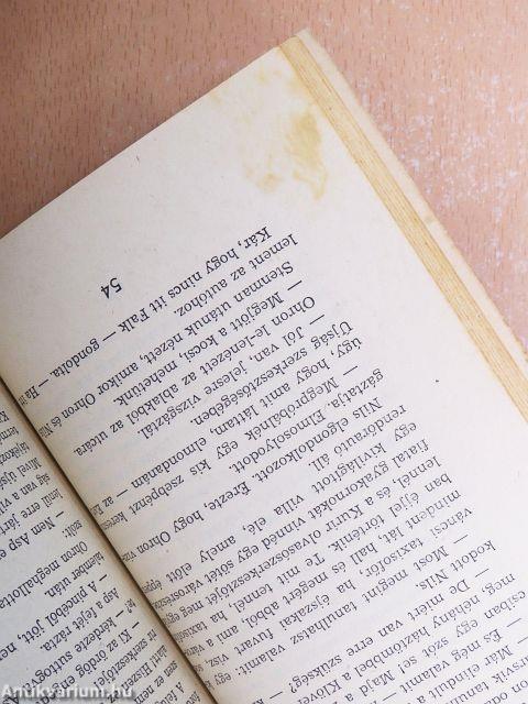 "130 kötet az Albatrosz könyvek sorozatból (nem teljes sorozat)"