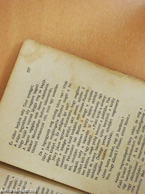 A magyar katona ezer éven át (rossz állapotú)