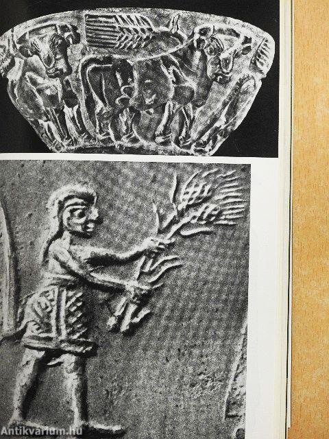 "Fénylő ölednek édes örömében...."