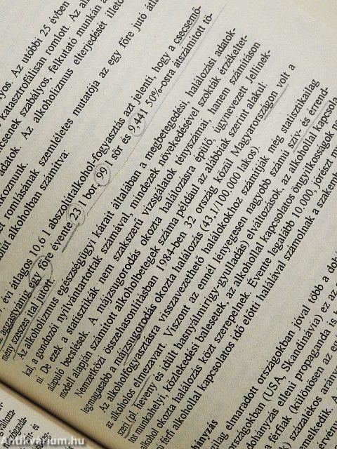 Ember és környezete