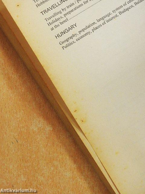 1000 Questions 1000 Answers