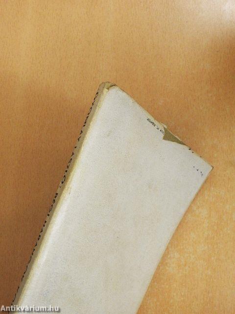 Régi harangok kongását hallgatom